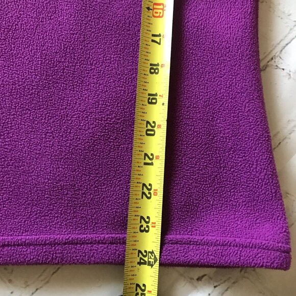 DISNEY STORE VINTAGE Purple WINNIE THE POOH FLEECE SWEATER SIZE LARGE - Picture 6 of 6